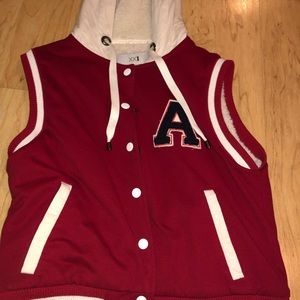 XXI sleeveless pullover